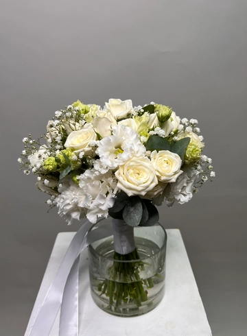 Кремовый свадебный букетик  от интернет-магазина цветов в 