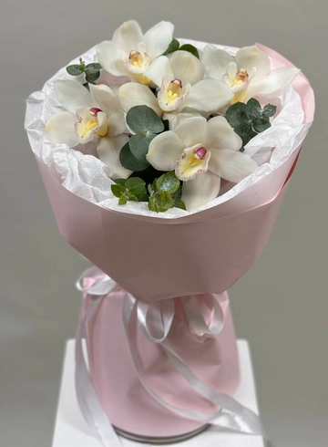 Букет с орхидеями от интернет-магазина цветов в 