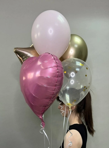 Сэт из 5 воздушных шаров от интернет-магазина цветов в 