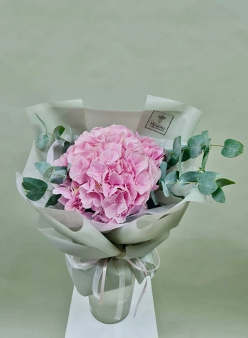 Букет розовая гортензия от интернет-магазина цветов в 