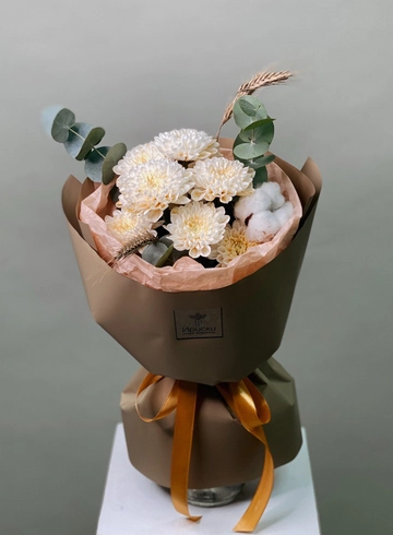 Романтичный осенний букет от интернет-магазина цветов в 