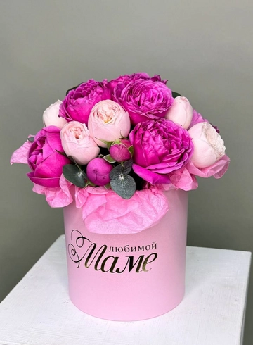 Композиция с пионовидными розами от интернет-магазина цветов в 