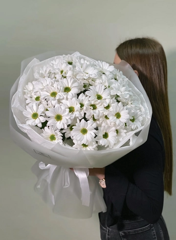 Пышный ромашковый букет от интернет-магазина цветов в 